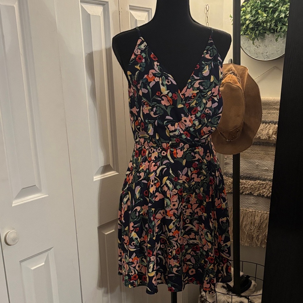 Lulu's Navy Floral V-neck Mini Dress